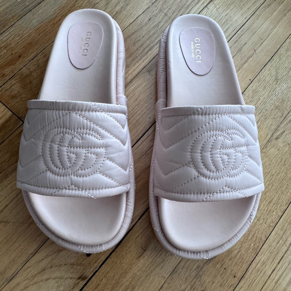 Gucci Light Pink Quilted Slippers